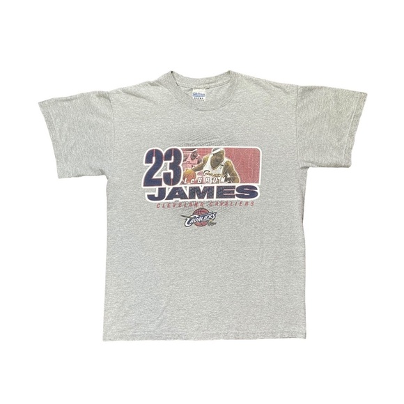 Lebron James Cleveland‎ Cavaliers Gray T-Shirt Size Medium Gildan RARE - Picture 1 of 4